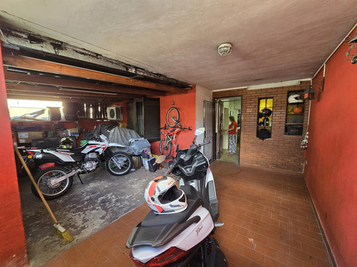 En Venta Ph De 4 Amb. Fte Cochera 2 Autos Patio Y Terraza Villa Maipu