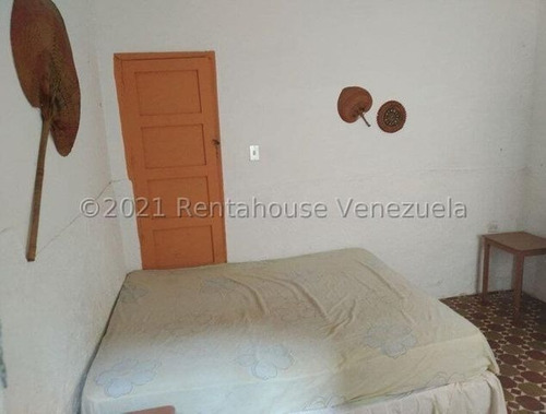 Imagen 4 de 8 de Casa En Venta Mls #21-26420 - Laura Colarusso