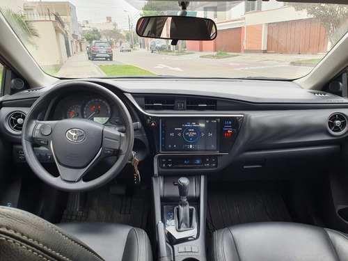 Imagen 5 de 11 de Toyota Auris Hatchback Modelo 2018 Full Equipo