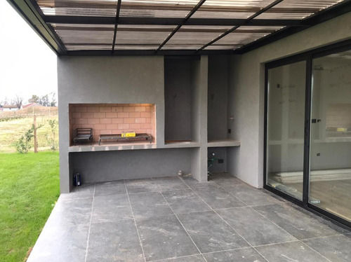 Imagen 23 de 30 de Lote Casa Barrio El Aljibe De Manzanares - Pilar Obra Iniciada Entrega En 6 Meses !!! Forma De Pago U$s 30.000 Y Saldo Contra Entrega!!!