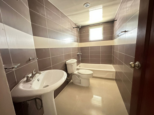 Vendo Apartamento En Los Prados De 2 Niveles Tipo Penthouse