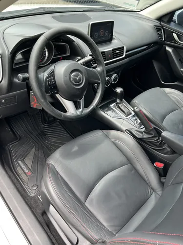 Mazda 3 2.0 Touring