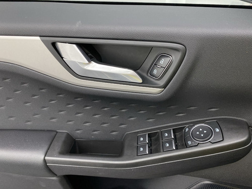Imagen 14 de 25 de Ford Escape Se 2.5 Hibrida 4x2