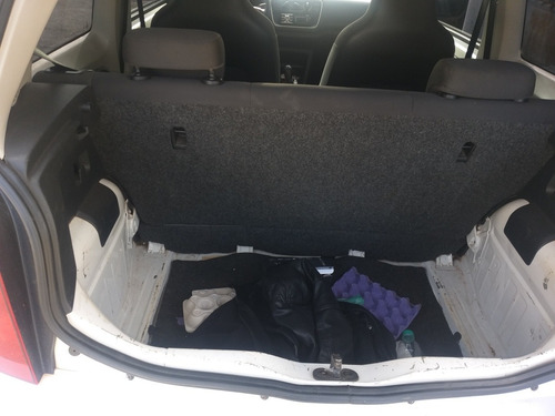 Imagem 6 de 13 de Volkswagen Up! 2015 1.0 Take 3p
