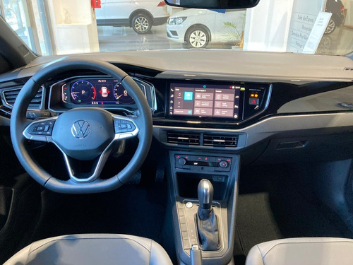 Volkswagen Nivus Highline 200 Tsi Tiptronic S.a
