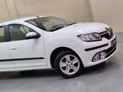 Renault Logan 1.6 Privilege 105cv