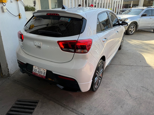 Kia Rio 1.6 S Pack Hatchback Mt