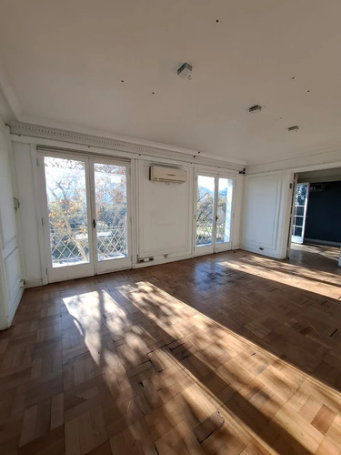 Excelente Oficina En Piso Completo - Avenida Providencia