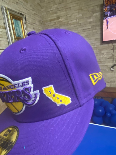 Gorra Original Lakers Edición Especial 7 1/2 Morada Morado 7 1/2 Lisa