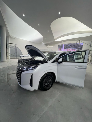 Byd M9 Híbrida Enchufable