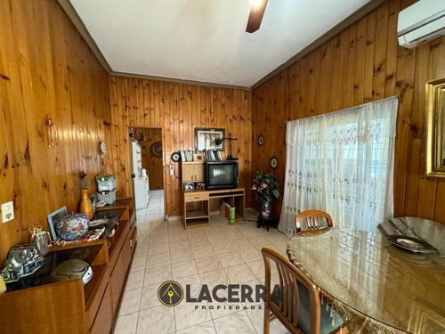 Casa En Venta 4 Amb En Zona San Andres, Villa Maipu