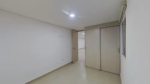 Vendo Apartamento En Edificio Luxury Tower Super Ubicacion Central
