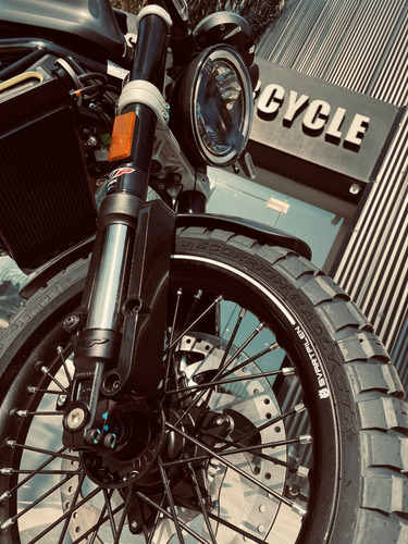 Imagen 13 de 18 de 401 Svartpilen Husqvarna Ahora 18 Sin 0% 0km 2023 En Stock