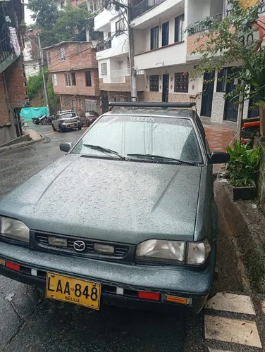 Vendo Camioneta Mazda 323. Para Más. Info Comunicarse Al Int