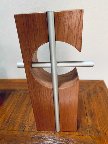 Cruz Minimalista Madera Recuperada Y Aluminio