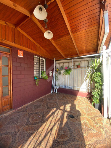 Casa En Venta De 3 Dorm. Acepta Subsidio