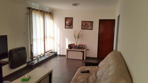 Imagen 4 de 13 de Bloque En Venta Con Casa 6 Ambientes Y Dos Departamentos 2 Ambientes