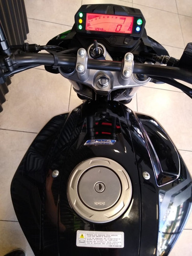 Yamaha Fz Fi 2019 * Permuto * 12 Y 18 * ( No Honda Titan)