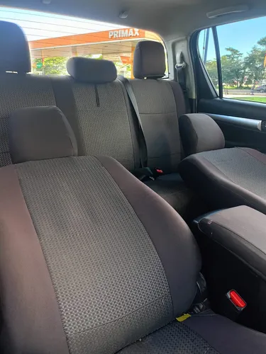Toyota Hilux 2.4l