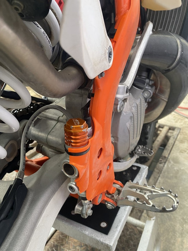 Imagen 4 de 8 de Ktm Exc 250 Tpi Six Days
