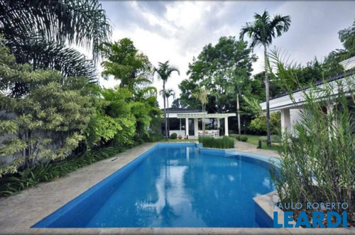 Imagem 7 de 15 de Casa Em Condomínio - Alphaville Residencial Dois - Sp - 476814