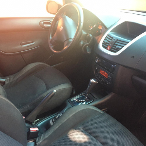 Peugeot 207 Hatch Xs 1.6 16v (flex) (aut) 2010