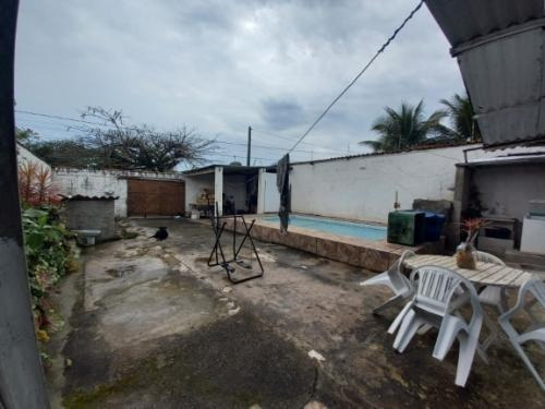 Imagem 12 de 13 de Casa Com Piscina E Preco Bom Em Itanhaem Ref 8759