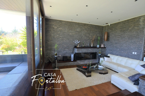 Imagen 3 de 21 de Moderna Casa En Club Hacienda De Chicureo