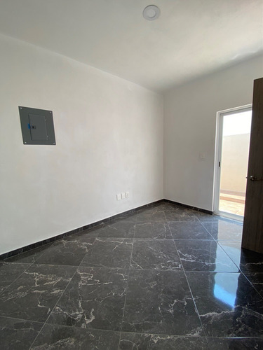 Imagen 12 de 24 de Casa En Cuernavaca En Fraccionamiento Con Seguridad