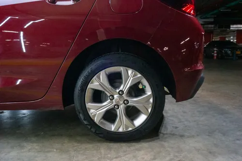 Chevrolet Onix 1.0T Premier Hatch At