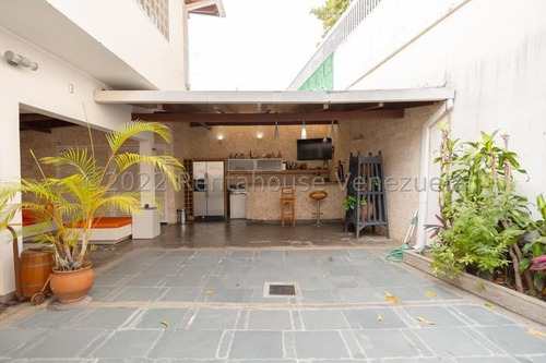Imagen 3 de 15 de Casa En Venta Código 22-24481 Prados Del Este 04143448628
