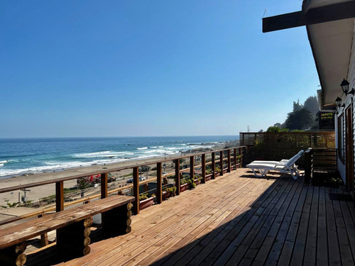 Interesante Casa En Venta Frente Al Mar En Maitencillo