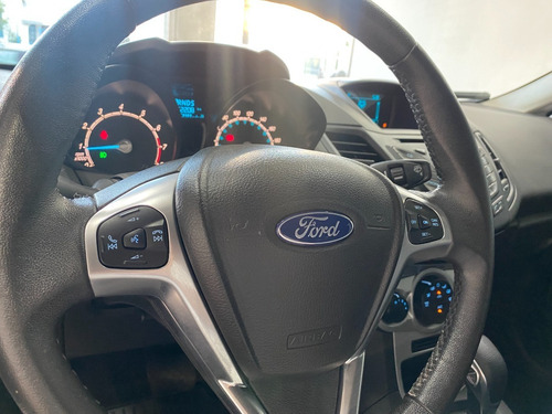 Imagen 9 de 15 de Ford Fiesta 1.6 Se Powershift 2016
