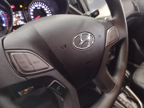 Imagem 12 de 14 de Hyundai Hb20x Premium 1.6 (aut) Flex