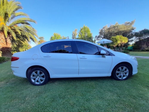 Peugeot 408 2.0 Allure Plus 143cv 2011