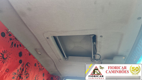 Ford Cargo 1317 E 2008/2008 Carroceria 7.00mts Reduzido