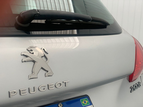 Imagem 8 de 19 de Peugeot 2008 Alure Automático 5.000km Rodados