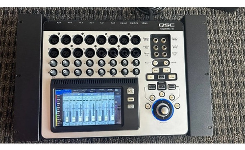 Mixer Qsc Touchmix16