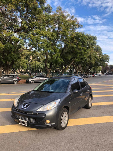 Peugeot 207 2010 1.6 Xt