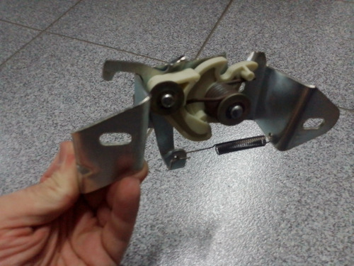 Cerradura De Capot Renault 12