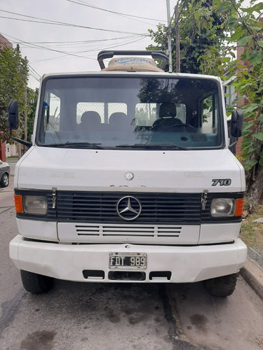 Mercedes Benz 710