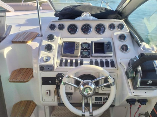 Lancha Focker 320 Com Parelha 200hp