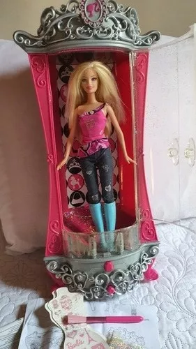 Barbie Moda E Magia Guarda Roupa Glitterizer