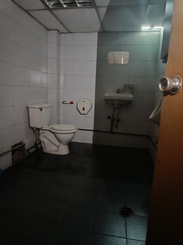 Los Ruices Alquiler Planta Industrial 960 M2 Excelente Ubicacion, Con Montacarga Y Ascensor