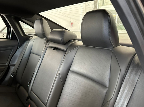 Volkswagen Jetta 1.4 250 TSI TOTAL FLEX R-LINE TIPTRONIC