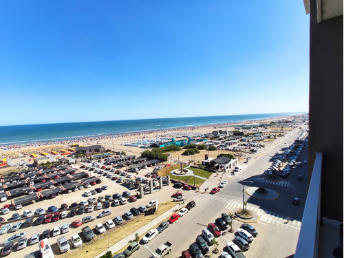 Imagen 5 de 15 de Departamento Frente Al Mar Con Cochera 4 Ambientes 3 Baños