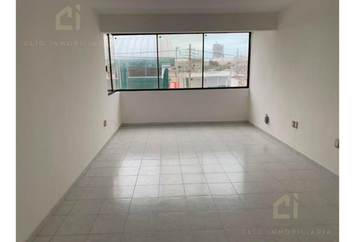 Amplia Propiedad En Renta, Ubicada En La Colonia Flores Magón, Puede Tener Uso Habitacional O Comercial
