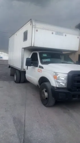 Ford F-350 6.2 Xl Mt