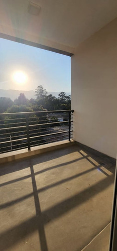 Hermoso Departamento De 1 Dormitorio En Yerba Buena !