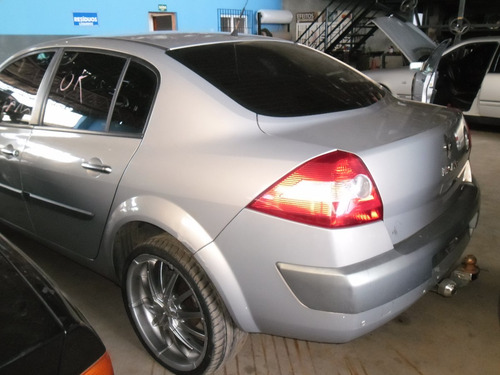 Imagem 2 de 9 de Sucata Megane 2009 1.6 16v Flex Pra Tirar Peças Motor Cambio
